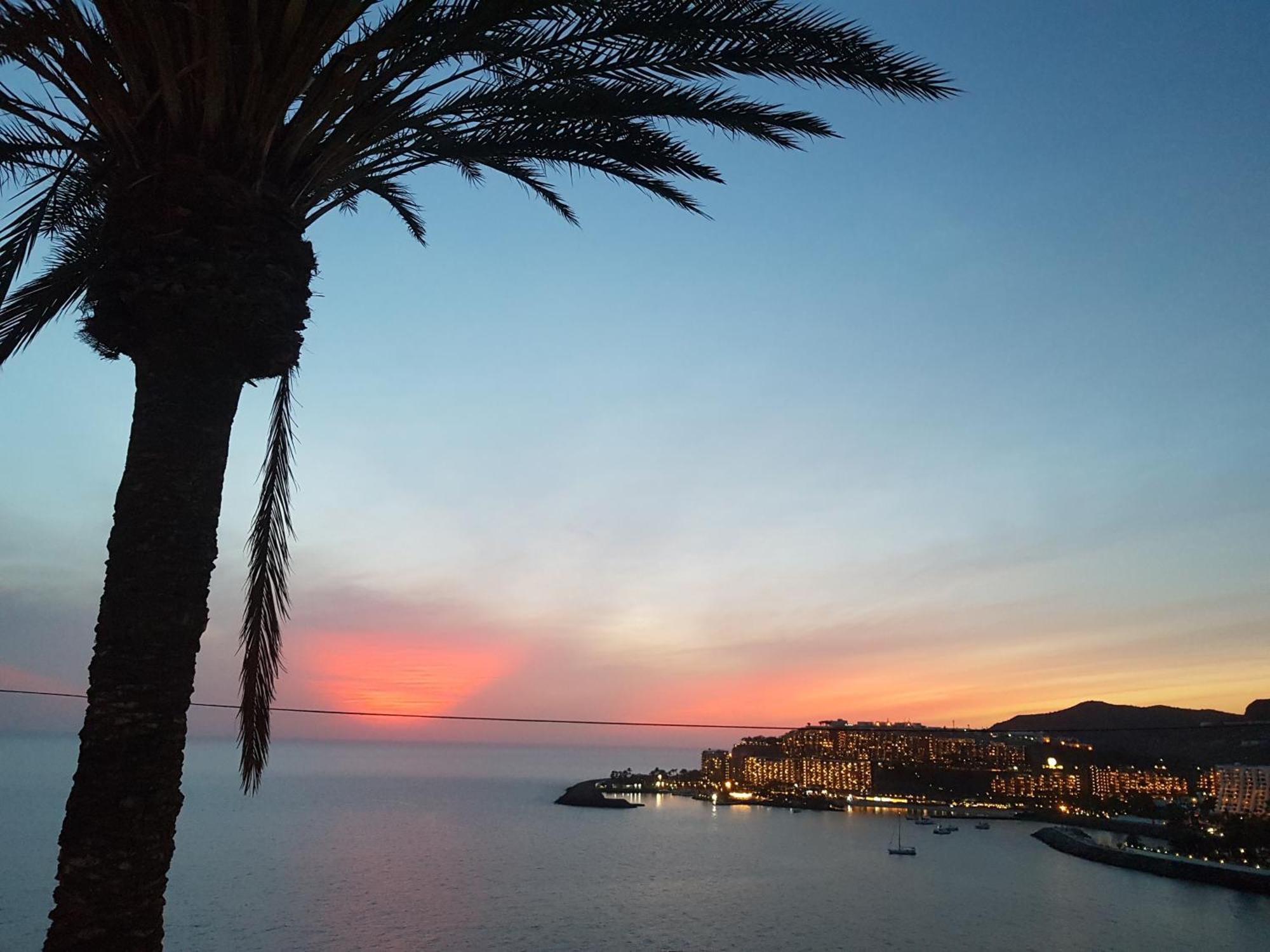 Deluxe Seaview-Sunsets !Transfe-R Inc! Pool,2Aircond,2Tv65",600Mb Dishwasher,,2 Beaches,Anfi-View Apartment Patalavaca Exterior foto